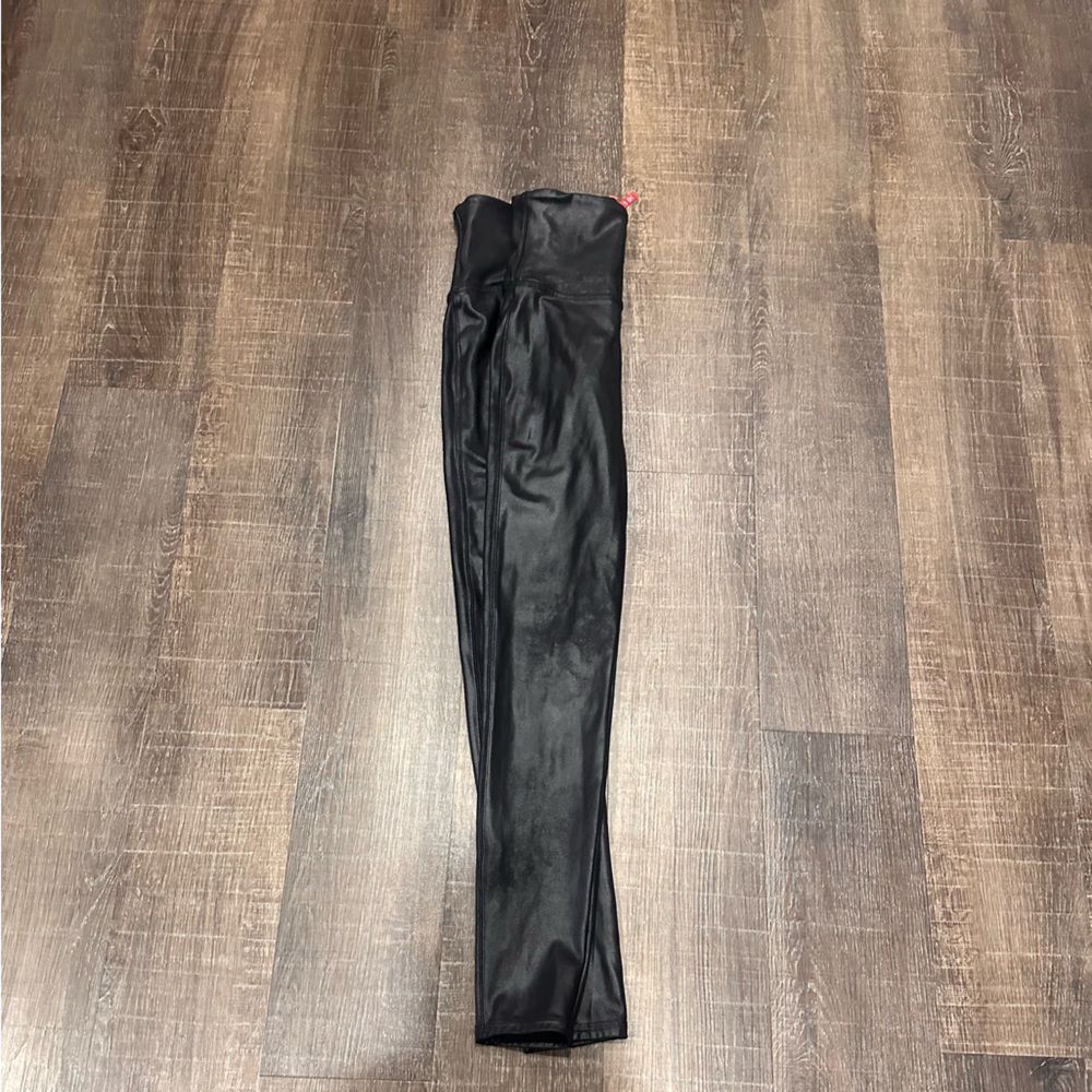 Spanx Faux Leather High Rise Very Black Leggings Size Large - Picture 4 of 8